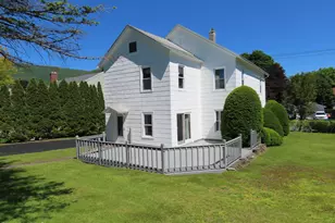 32 Valley St, Adams, MA 01220 - Photo 3