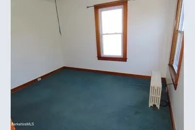 32 Valley St, Adams, MA 01220 - Photo 35