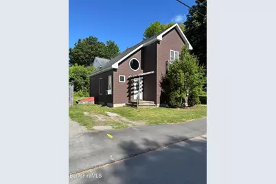 75 3rd St, Pittsfield, MA 01201 - Photo 3