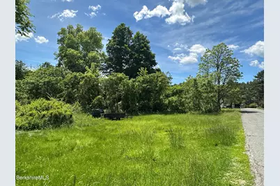 3 Apple St, Stockbridge, MA 01262 - Photo 13