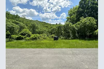 3 Apple St, Stockbridge, MA 01262 - Photo 11
