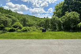3 Apple St, Stockbridge, MA 01262 - Photo 11