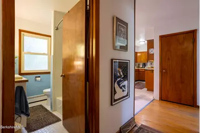 8 Stillwell St, Great Barrington, MA 01230 - Photo 27
