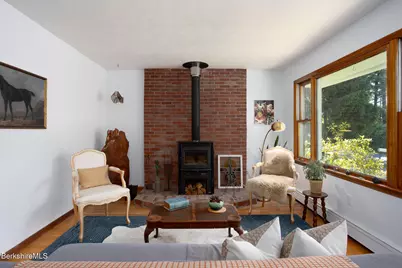 8 Stillwell St, Great Barrington, MA 01230 - Photo 23