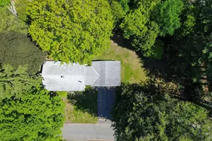 8 Stillwell St, Great Barrington, MA 01230 - Photo 37