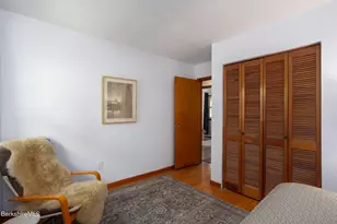 8 Stillwell St, Great Barrington, MA 01230 - Photo 33