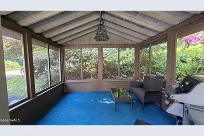101 Harris St, North Adams, MA 01247 - Photo 11