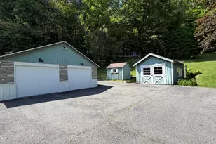 101 Harris St, North Adams, MA 01247 - Photo 5
