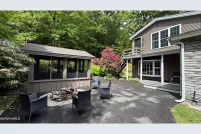 101 Harris St, North Adams, MA 01247 - Photo 13