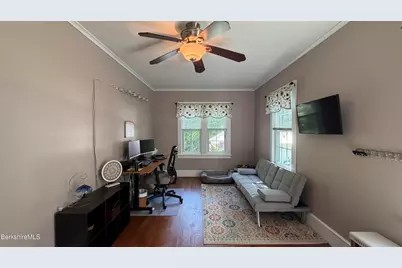 101 Harris St, North Adams, MA 01247 - Photo 17