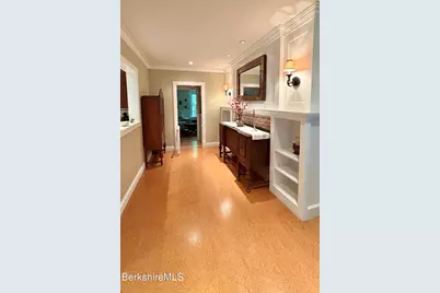 101 Harris St, North Adams, MA 01247 - Photo 15