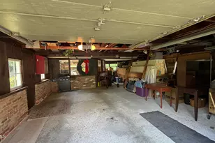 101 Harris St, North Adams, MA 01247 - Photo 7