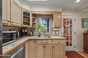 359 New Lenox Rd, Lenox, MA 01240 - Photo 17