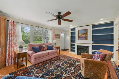 359 New Lenox Rd, Lenox, MA 01240 - Photo 7