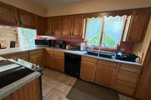 118 Winesap Rd, Pittsfield, MA 01201 - Photo 7