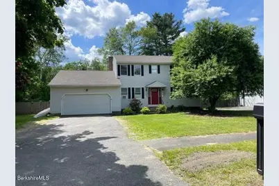 118 Winesap Rd, Pittsfield, MA 01201 - Photo 1