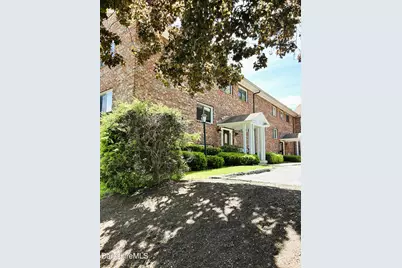 106 E Housatonic St #3, Pittsfield, MA 01201 - Photo 3
