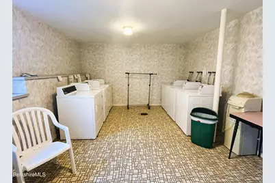 106 E Housatonic St #3, Pittsfield, MA 01201 - Photo 27
