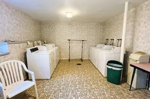 106 E Housatonic St, Pittsfield, MA 01201 - Photo 27