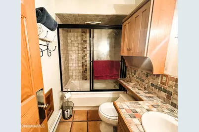 106 E Housatonic St #3, Pittsfield, MA 01201 - Photo 21