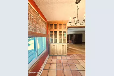 106 E Housatonic St #3, Pittsfield, MA 01201 - Photo 11