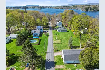 30 Imperial St, Lanesborough, MA 01237 - Photo 35