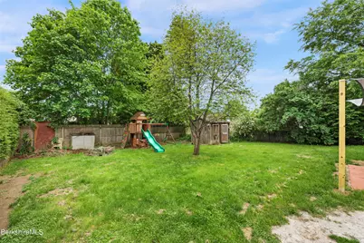 1952 East St, Pittsfield, MA 01201 - Photo 29
