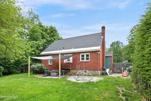 1952 East St, Pittsfield, MA 01201 - Photo 27