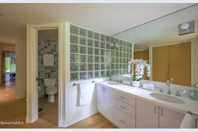 729 Hewins St, Sheffield, MA 01257 - Photo 27