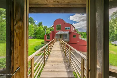 729 Hewins St, Sheffield, MA 01257 - Photo 43