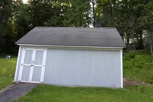 115 Cliff St, North Adams, MA 01247 - Photo 29