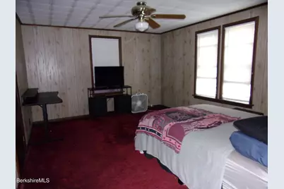 115 Cliff St, North Adams, MA 01247 - Photo 17