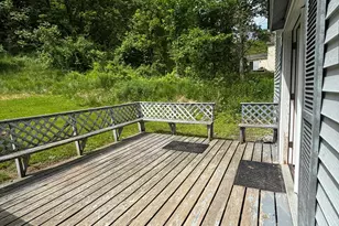 115 Cliff St, North Adams, MA 01247 - Photo 23