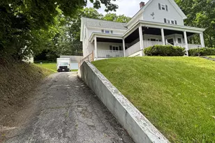 115 Cliff St, North Adams, MA 01247 - Photo 3