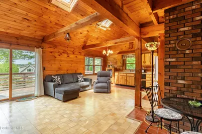 48 Canterbury Ln, Hinsdale, MA 01235 - Photo 13
