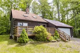 48 Canterbury Ln, Hinsdale, MA 01235 - Photo 1