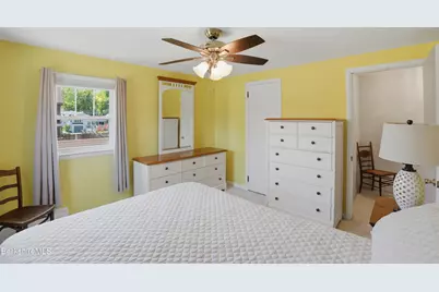 15 Lillian St, Pittsfield, MA 01201 - Photo 21