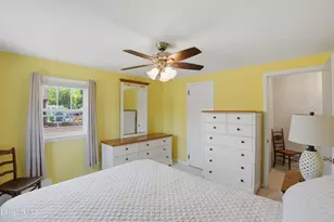 15 Lillian St, Pittsfield, MA 01201 - Photo 21
