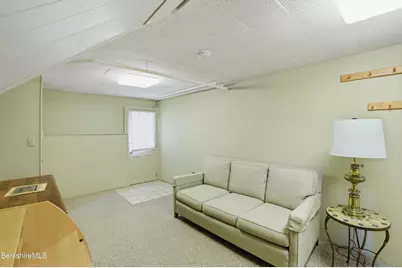 15 Lillian St, Pittsfield, MA 01201 - Photo 29