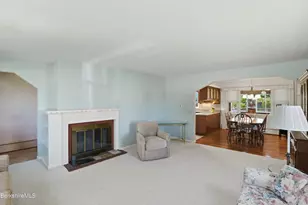 15 Lillian St, Pittsfield, MA 01201 - Photo 5