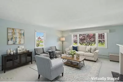 15 Lillian St, Pittsfield, MA 01201 - Photo 3