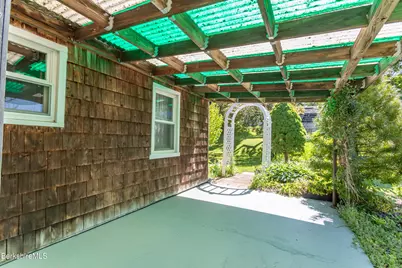 116 Bromback St, Pittsfield, MA 01201 - Photo 7