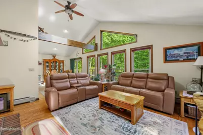 156 Bailey Rd, Lanesborough, MA 01237 - Photo 9