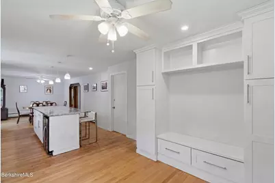 39 Meleca Ave, Pittsfield, MA 01201 - Photo 9