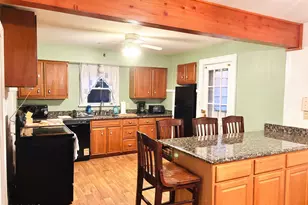209 Corinth St, North Adams, MA 01247 - Photo 9