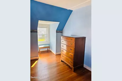 209 Corinth St, North Adams, MA 01247 - Photo 23
