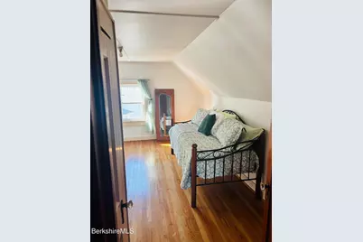 209 Corinth St, North Adams, MA 01247 - Photo 25