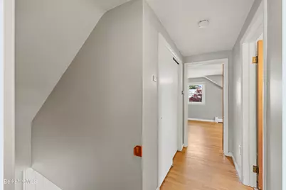 28 Calumet St, Pittsfield, MA 01201 - Photo 27