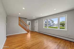 28 Calumet St, Pittsfield, MA 01201 - Photo 7