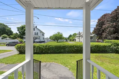28 Calumet St, Pittsfield, MA 01201 - Photo 3